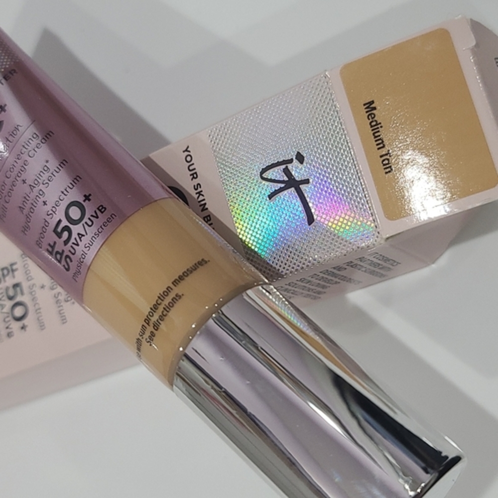 1/2 PRICE ✅ It Cosmetics CC+ Illumination SPF 50+ Anti-Aging ✨Exp 2026 NIB - Picture 13 of 16